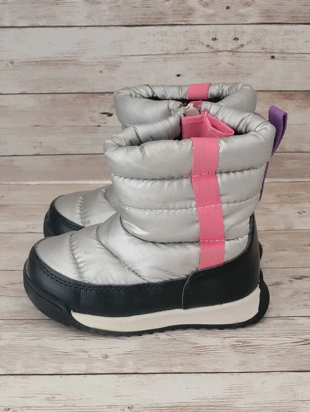 Wonder Nation Toddler Girls Puffy Winter Snow Boots - Size 7 -Silver/Pink Accent